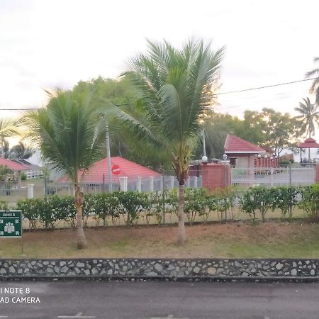 Pd Laguna Homestay Red Port Dickson Esterno foto