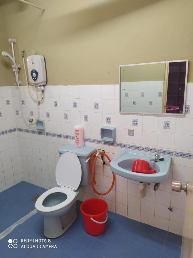 Pd Laguna Homestay Red Port Dickson Esterno foto