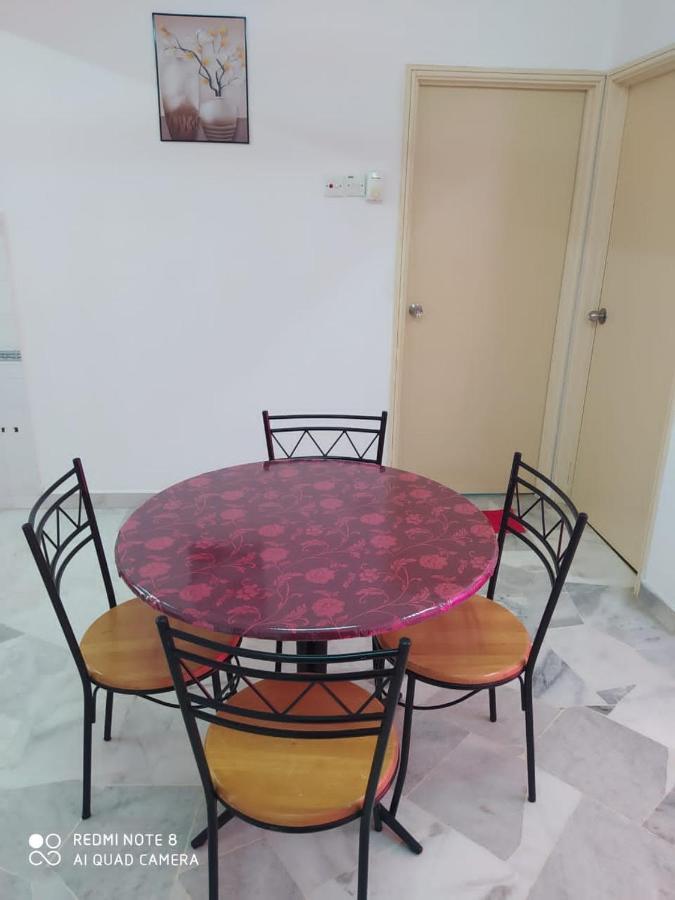 Pd Laguna Homestay Red Port Dickson Esterno foto